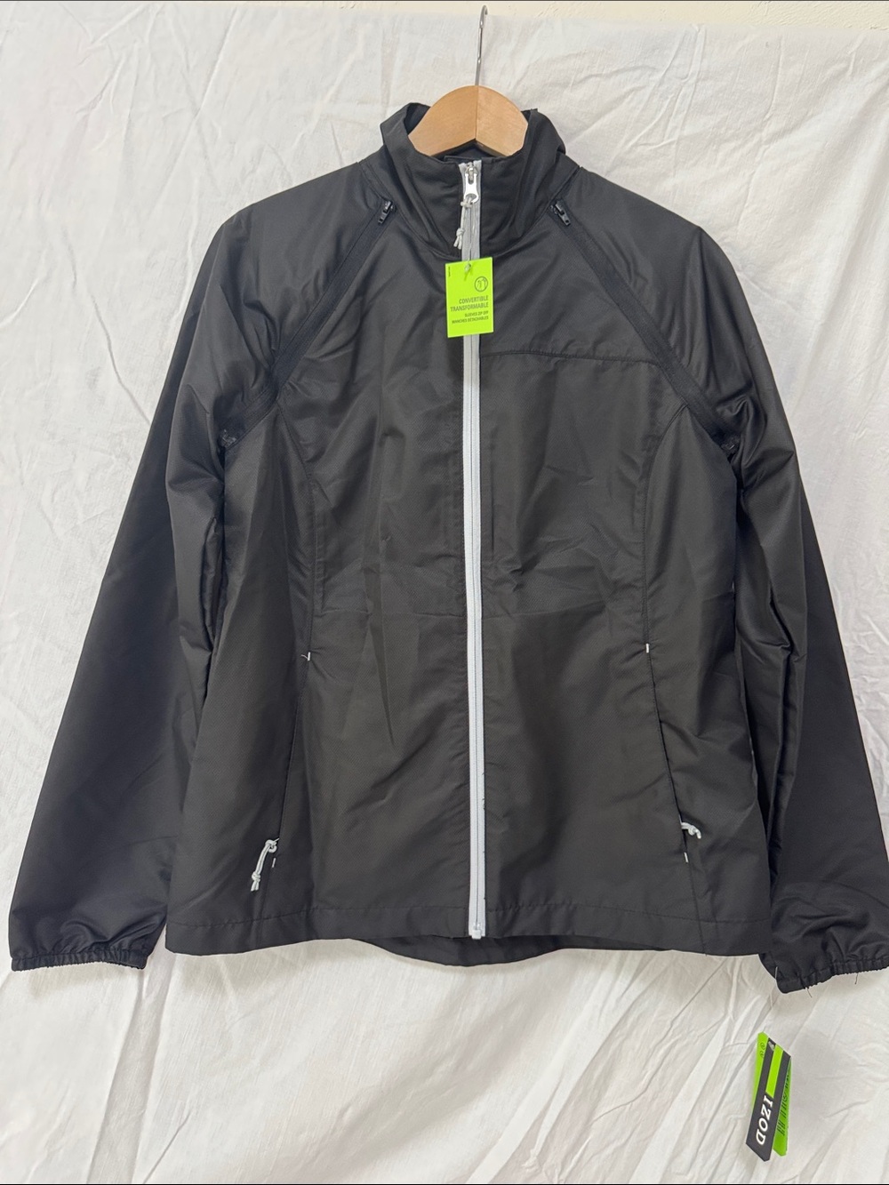 NWT Izod Black Women's Golf Jacket Detachable Sleeves Converts to Vest